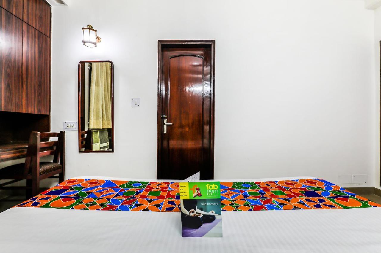 Fabexpress Hemkunt Mansion Hotel Ноида Екстериор снимка