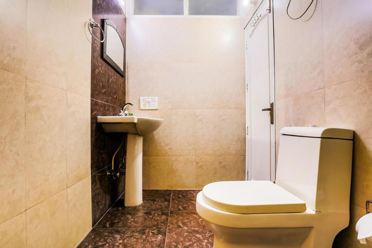 Fabexpress Hemkunt Mansion Hotel Ноида Екстериор снимка